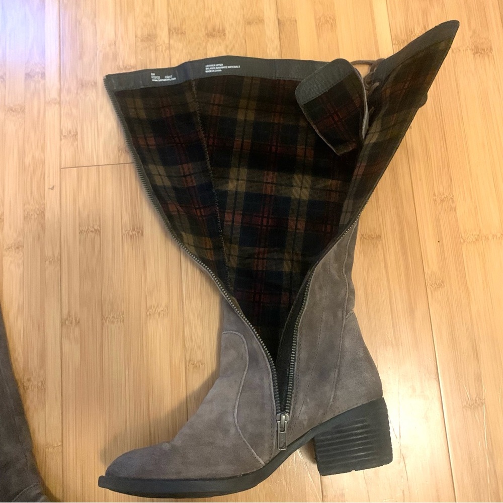Born Felicia Knee High Boots - Picture 7 of 11
